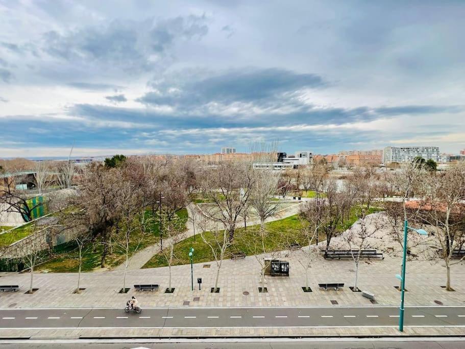 A Orillas Del Pilar Con Parking Saragozza Esterno foto